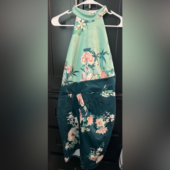 Halter style green flower dress Medium by Venus - Picture 3 of 17